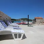 Muzo Betina (Sibenik-Knin)
