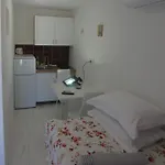 Muzo Betina (Sibenik-Knin)