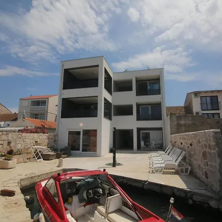 Muzo Apartment Betina (Sibenik-Knin)
