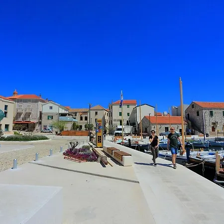 Muzo Apartment Betina (Sibenik-Knin)