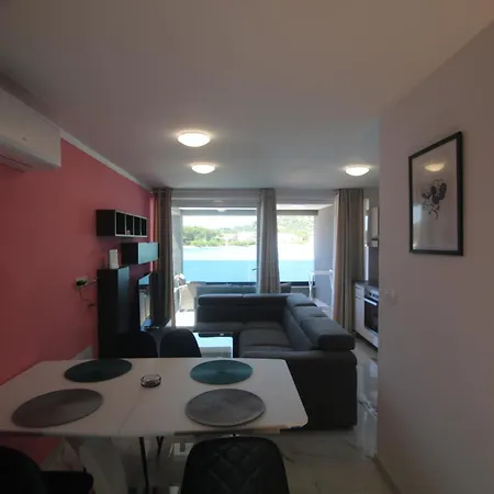 Muzo Apartment *