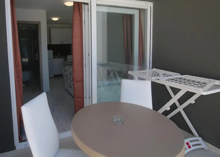 Muzo Appartement Betina (Sibenik-Knin)